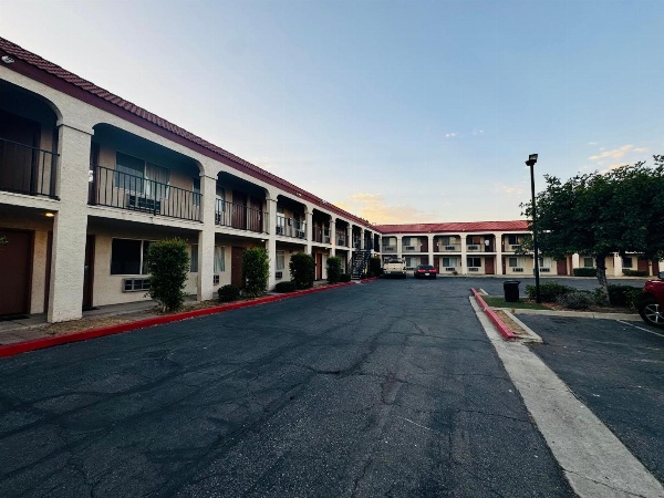 Casa Blanca Hotel - Azusa, Los Angeles Main image