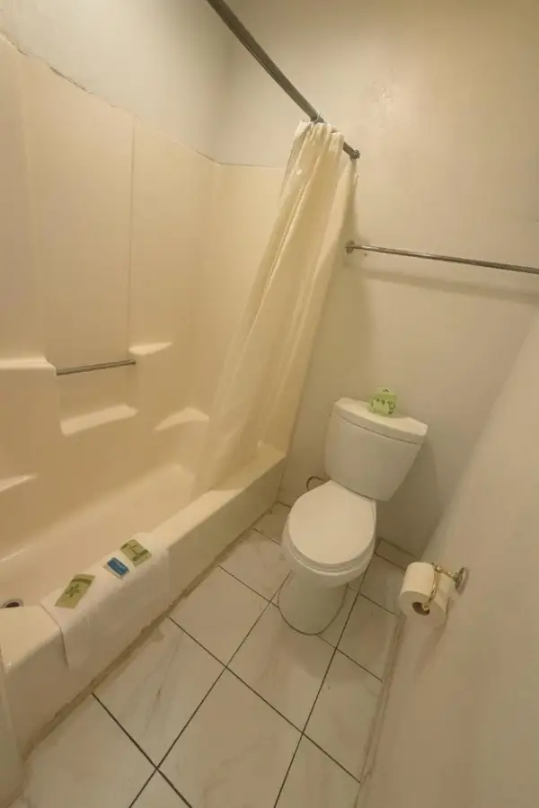 Casa Blanca Hotel - Azusa, Los Angeles 9